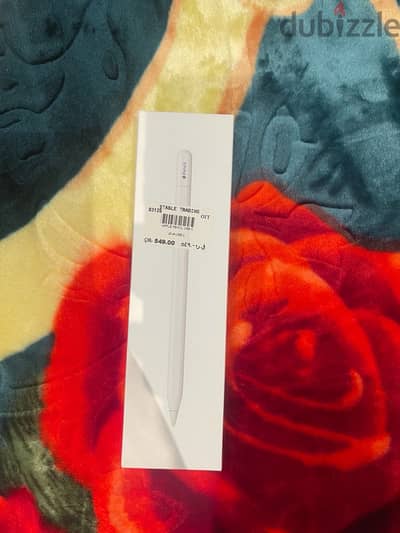 قلم ابل usb-c استعمال شهر مفهوش اي حاجه اكنه جديد جايبه من قطر