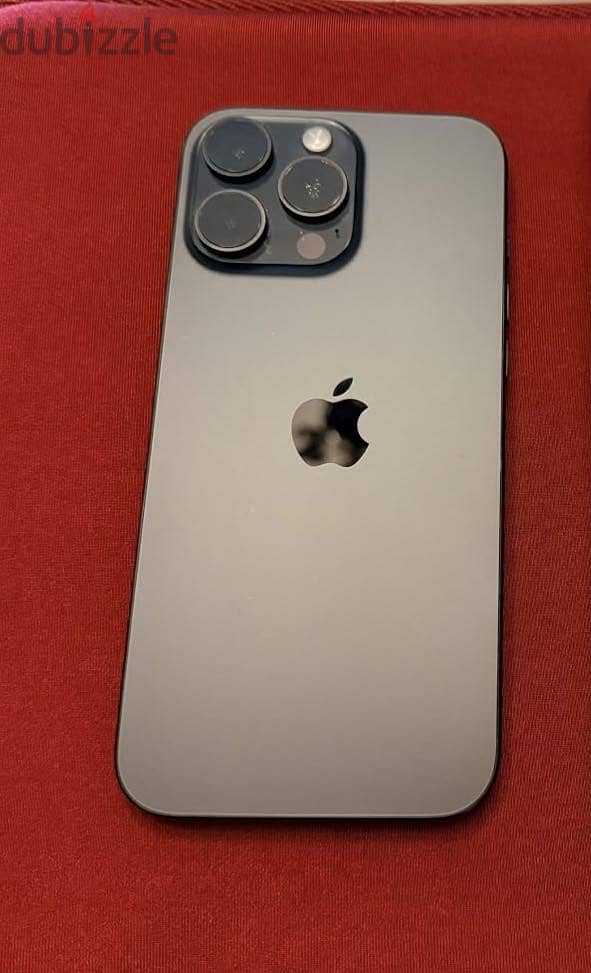 Apple - iPhone 16 Pro Max 1