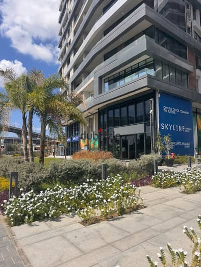 شقة عائلية كبيرة 191 متر بأربع غرف نوم وأربعة حمامات في Orouba Skyline
