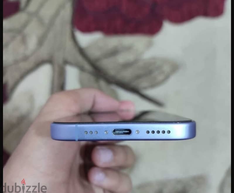 Apple - iPhone 17 3