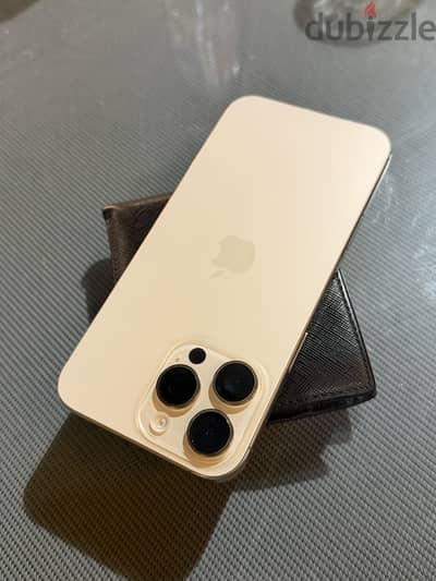 Iphone 16 pro max 256 gb ايفون ١٦ برو ماكس ٢٥٦ جيجا