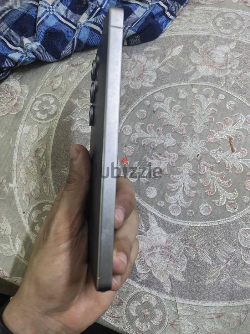 Samsung S25 Ultra 2