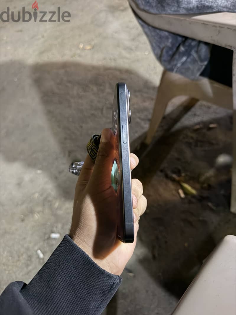 Apple - iPhone 15 Pro 4