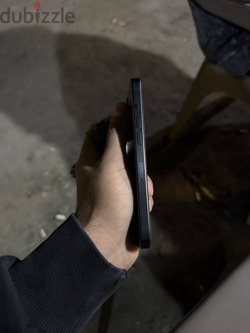 Apple - iPhone 15 Pro 5
