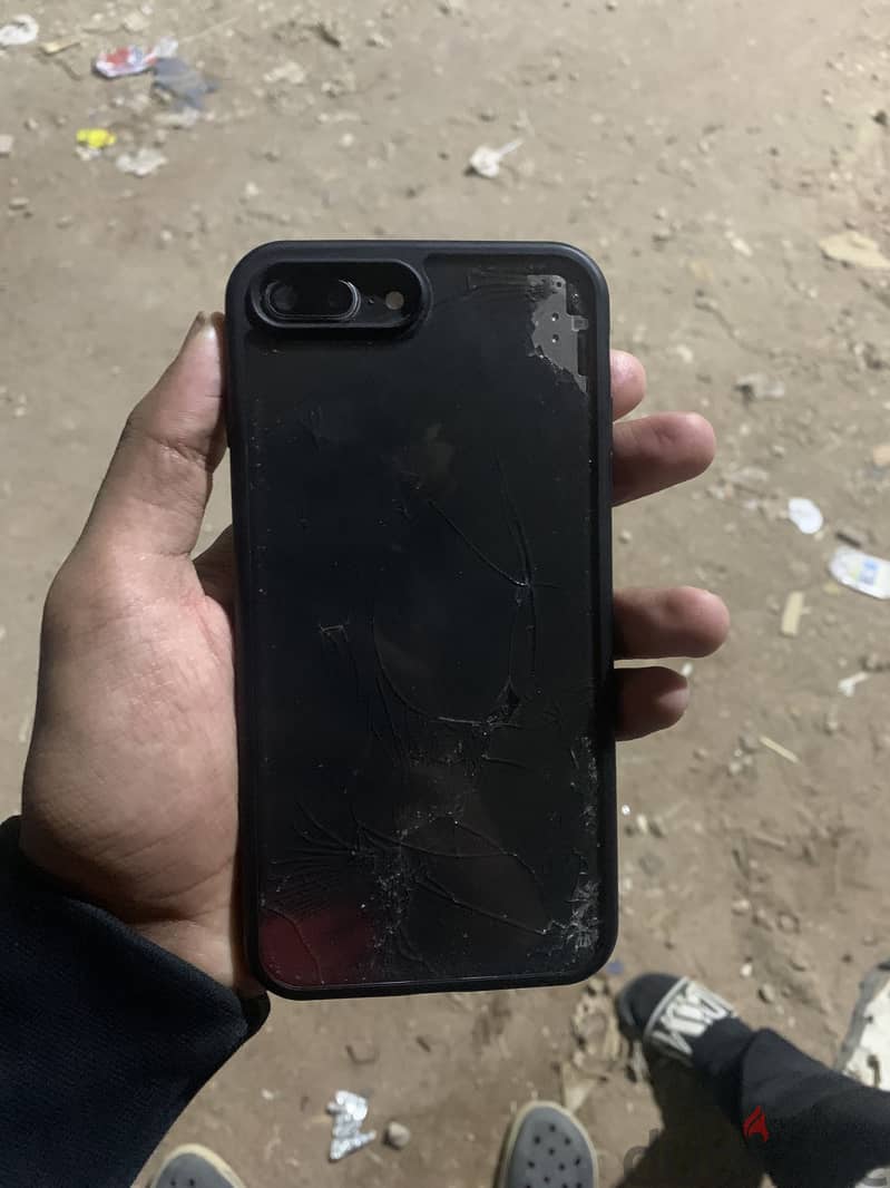 Apple - iPhone 8 Plus 2