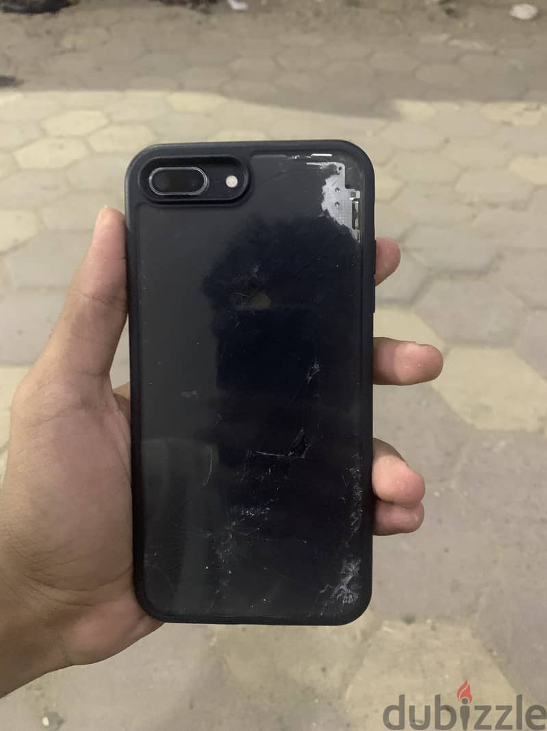 Apple - iPhone 8 Plus 4