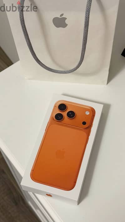 iphone 17 Pro Max orange