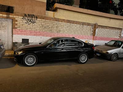 بي ام دبليو 320i 2015