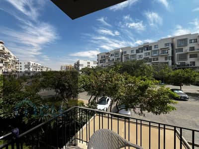 Ultra Super Lux Apartment with Kitchen and ACS For rent in Eastown Compound , New Cairo . BUA : 187 sqm includes 3 bedrooms and 3 bathrooms & dressing
