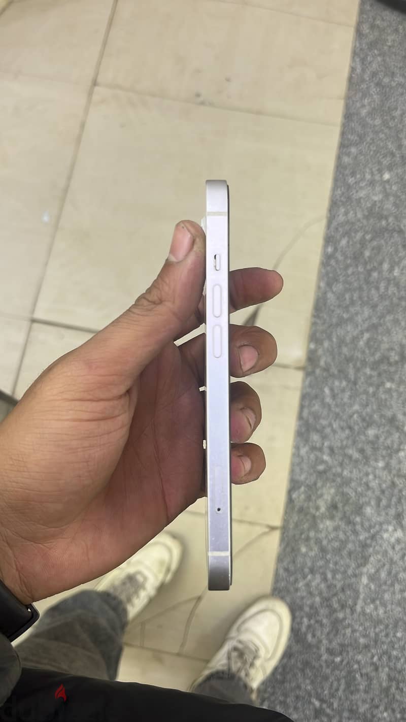 Apple - iPhone 13 1