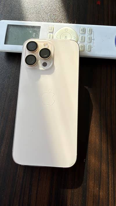 آبل - آيفون 16 برو ماكس Iphone 16 pro max
