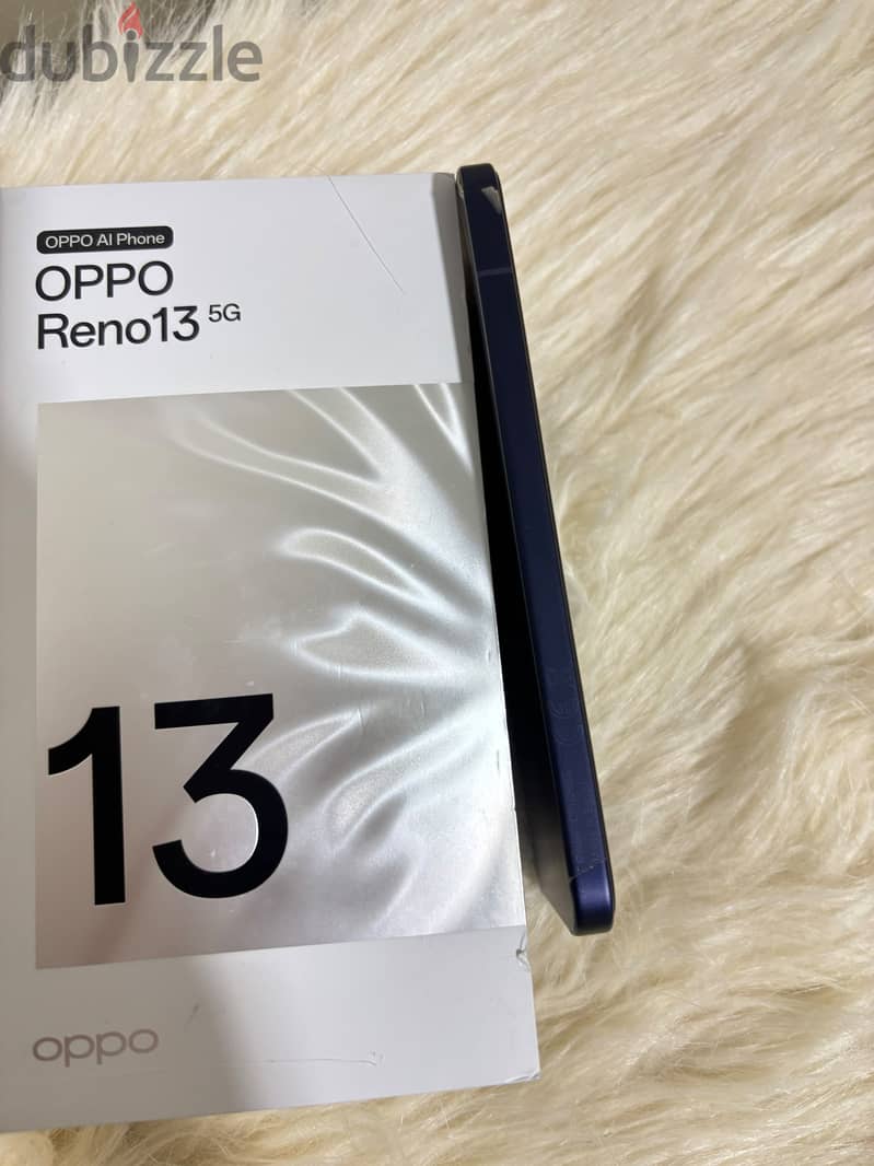 OPPO Reno13 3