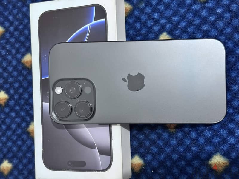Apple - iPhone 16 Pro Max 2