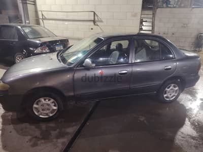 Hyundai Accent 2000
