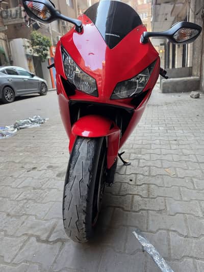 Honda CBR1000RR Fireblade 2012 – 20th Anniversary ABS
