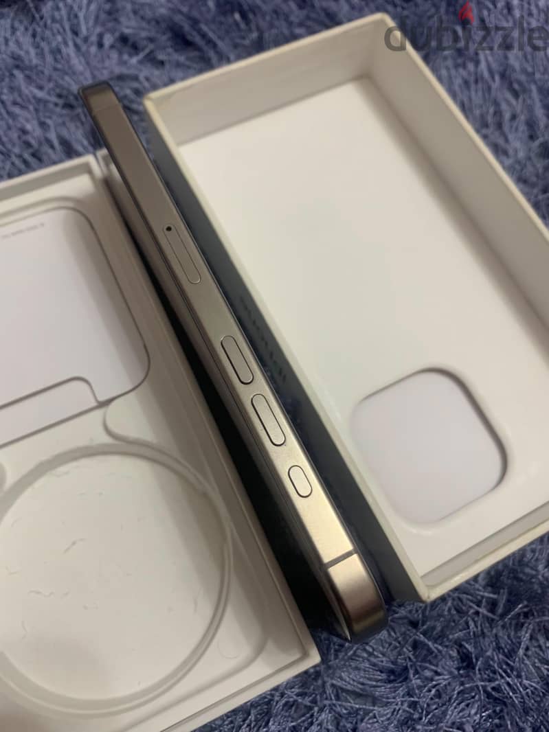 Apple - iPhone 15 Pro 3