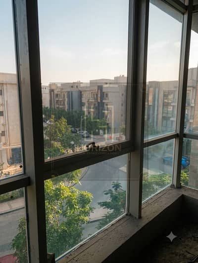 افضل سعر شقة 153م بفيو مميز للبيع في كمبوند جاليريا مون فالي التجمع الخامس  Apartment sale Galleria Moon Valley