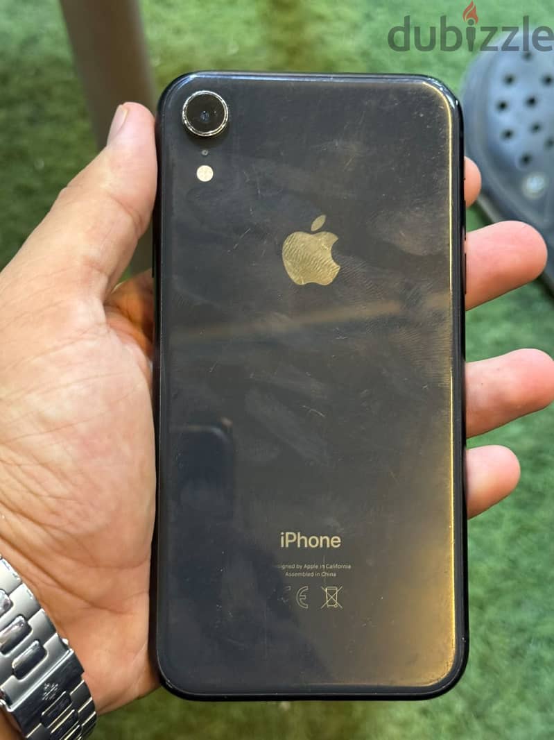 Apple - iPhone XR 1