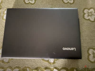 للبيع Lenovo IdeaPad 520-15IKB Type 81BF بحالة ممتازة.