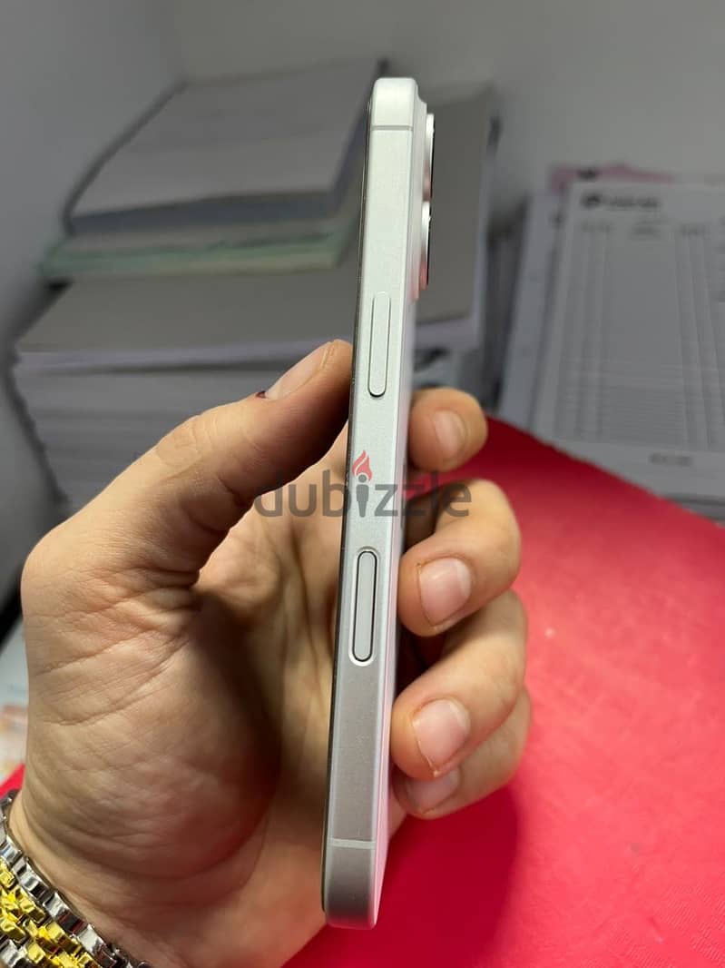 Apple - iPhone 17 1
