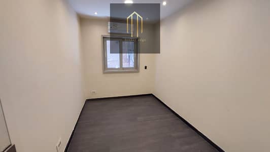 For major companies, administrative headquarters in the most distinctive locations of Heliopolis on the main Tahrir Street.
