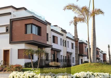 Independent villa with swimming pool in the heart of New Cairo inside Azzar compound in Golden Square near the American University