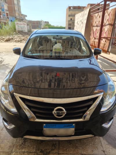 Nissan Sunny 2022