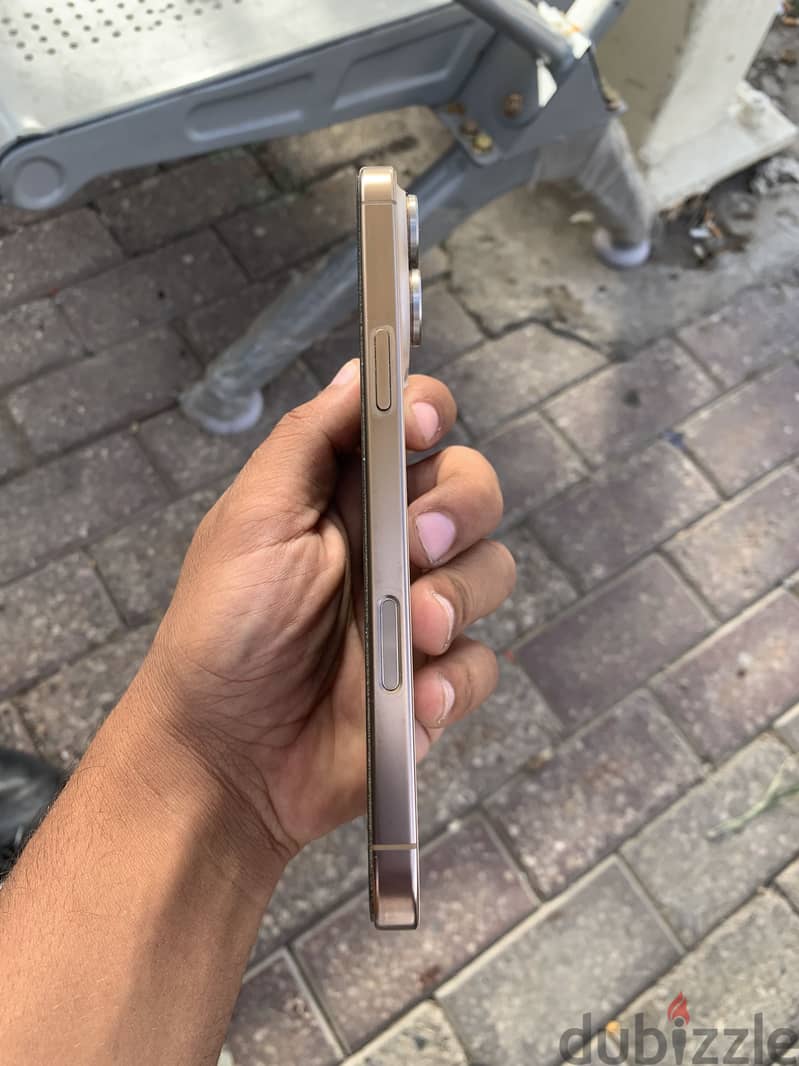 Apple - iPhone 16 Pro Max 1