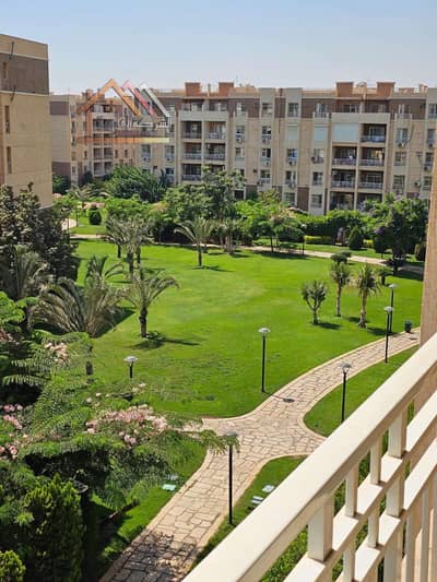  فرصة مميزة للبيع الكاش في مدينتي B7 – سنتر المدينة    شقة 82م للبيع كاش   فيو جاردن مميز    بالطابق الرابع – يوجد أسانسير