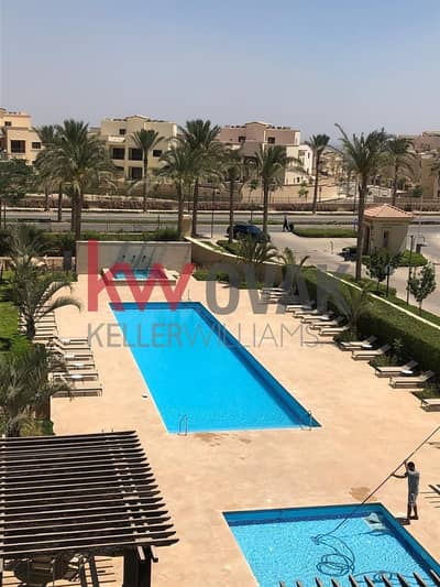 Rent Semi Furnished 4 Beds Apartment in UPTOWN EMAAR