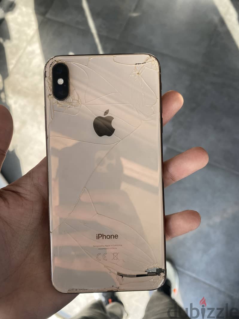 Apple - iPhone XS Max 1