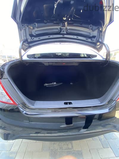 Nissan Sunny 2027