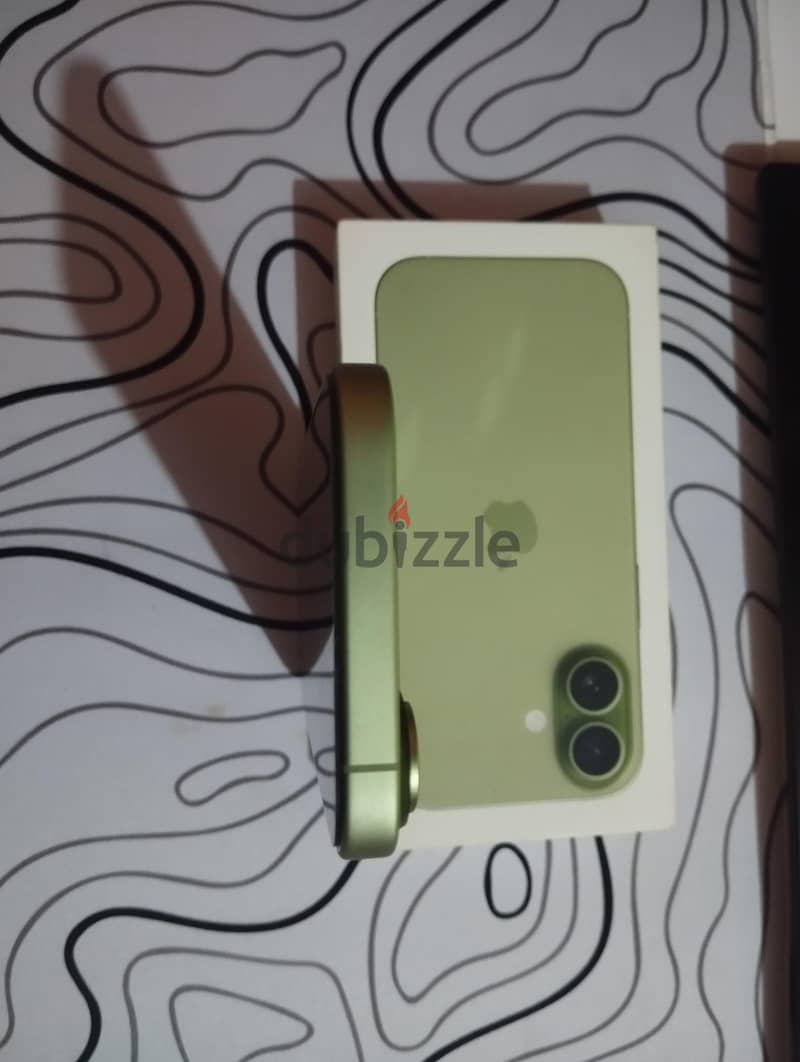 Apple - iPhone 17 3