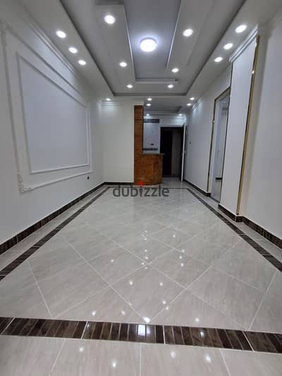 شقه للبيع ف العجمي شاطي النخيل بجوار الشارع الرئيسي وجميع الخدمات موقع سكني ممتاز تشطيب هاي لوكس مسجله وكامله المرفق
