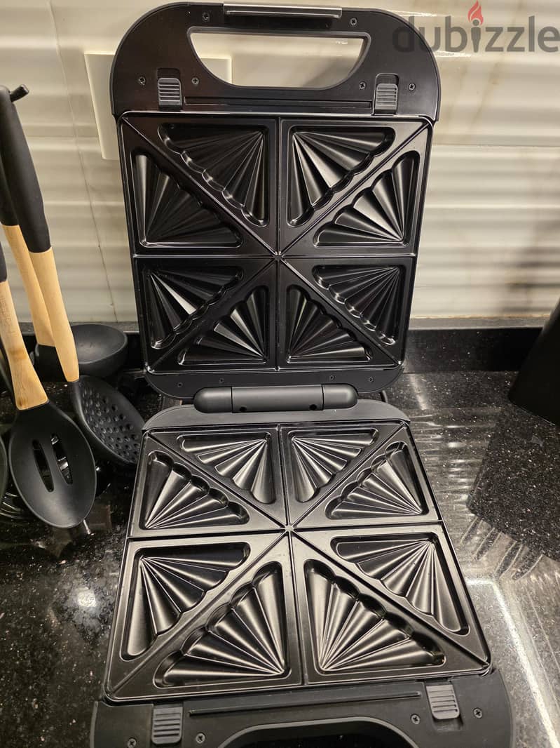Arshia sandwich maker 3