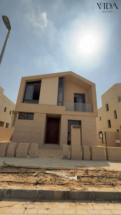 Ready To Move Villa For Sale In Vye Karmell Sodic