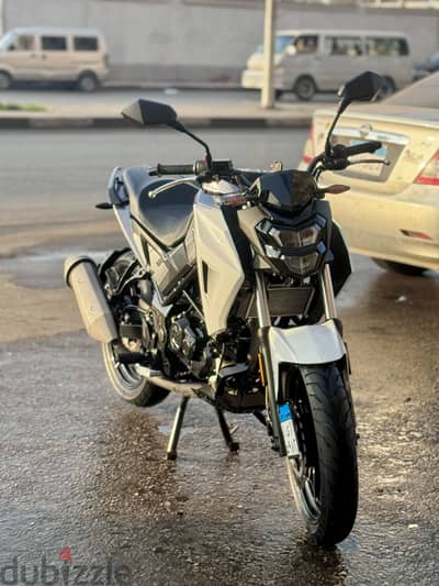 Sym Nhx180