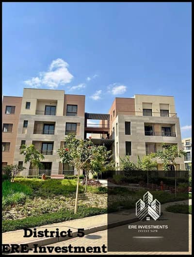 شقة متشطبة بالكامل ومفروشة للبيع باقل سعر في السوق بكمبوند ديستريكت 5 التجمع لخامس District 5 New Cairo