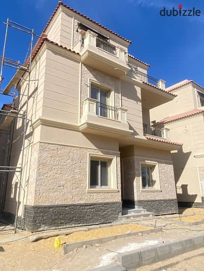 An opportunity that does not repeat itself in Mرووج. . Stand Alone Villa finished and delivery within 6 months! 
