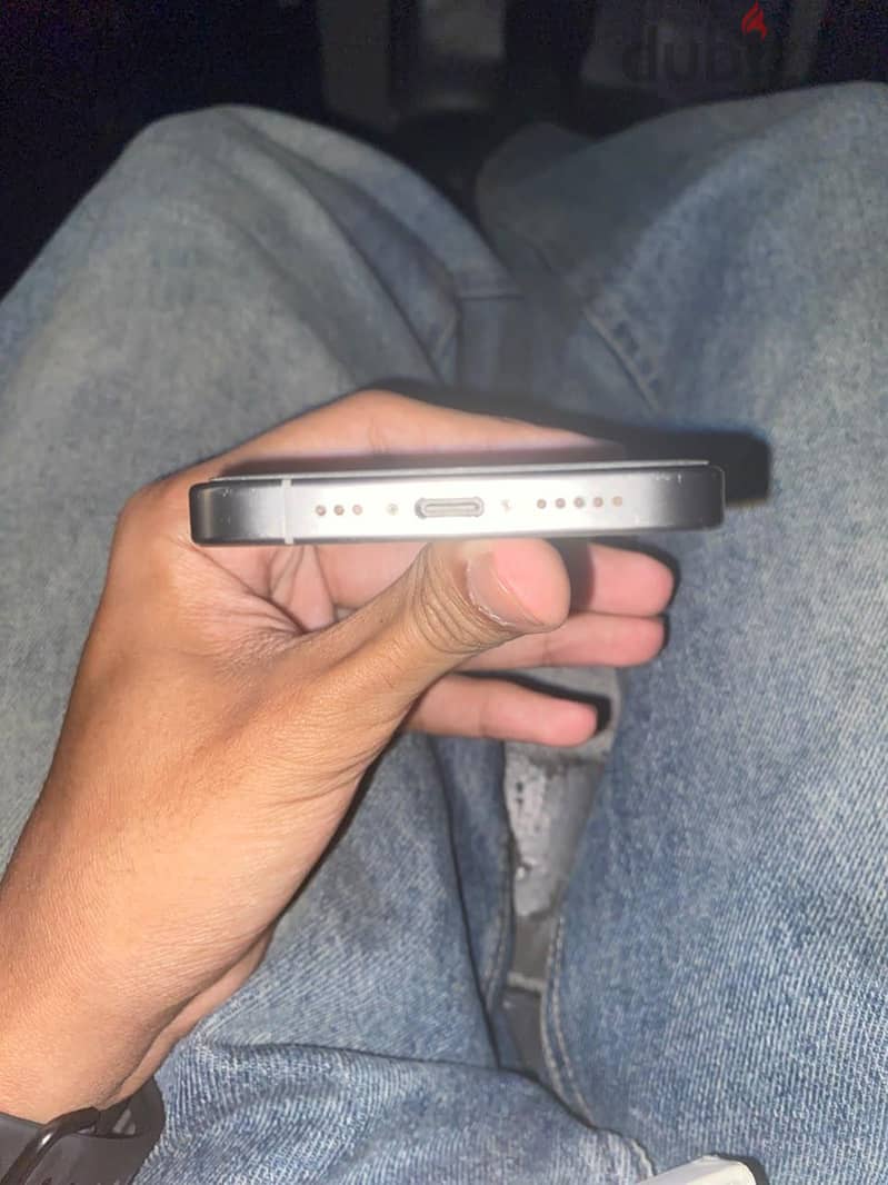 Apple - iPhone 15 Pro 1