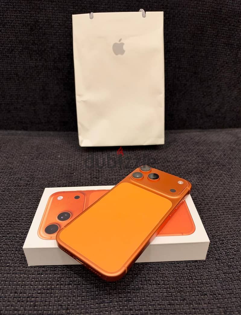 Apple - iPhone 17 Pro Max 2