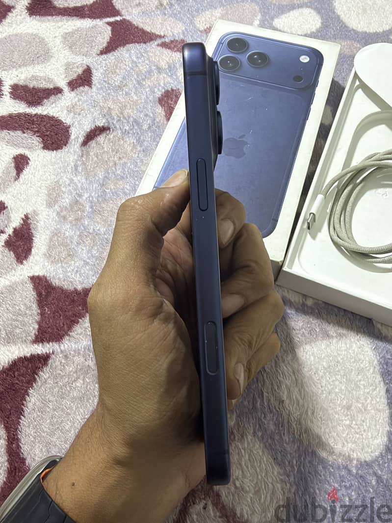 Apple - iPhone 17 Pro Max 3