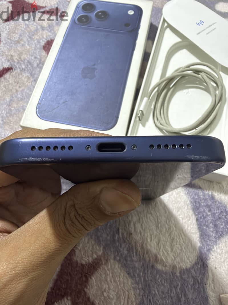 Apple - iPhone 17 Pro Max 4