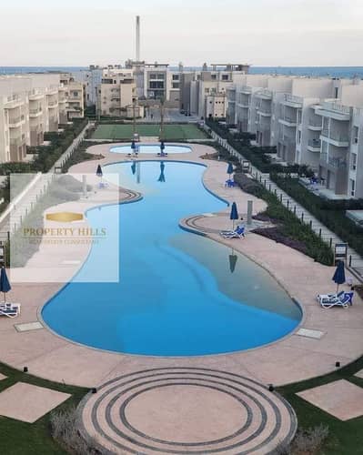 شاليه للبيع في اروما العين السخنه متشطب بالتكيفات والغاز الطبيعي علي اللاجون دايركت صف اول