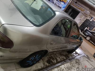 Hyundai Accent 2005