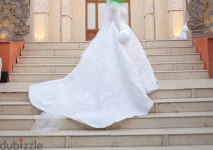 فستان زفاف
