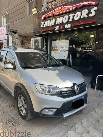 رينو سانديرو ستيب واى 2023