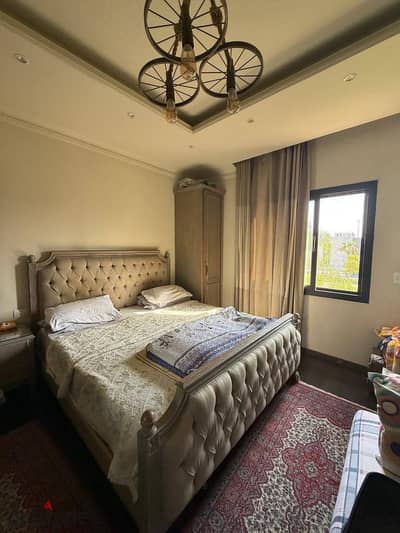 Open View Overlooking the Strip – Ultra Super Lux Finishing