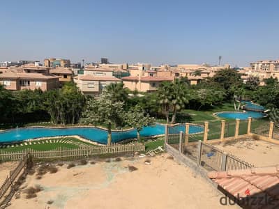 فيلا ستاندألون فيو على البحيرة على التسعين الجنوبني كومباوند مون فالي