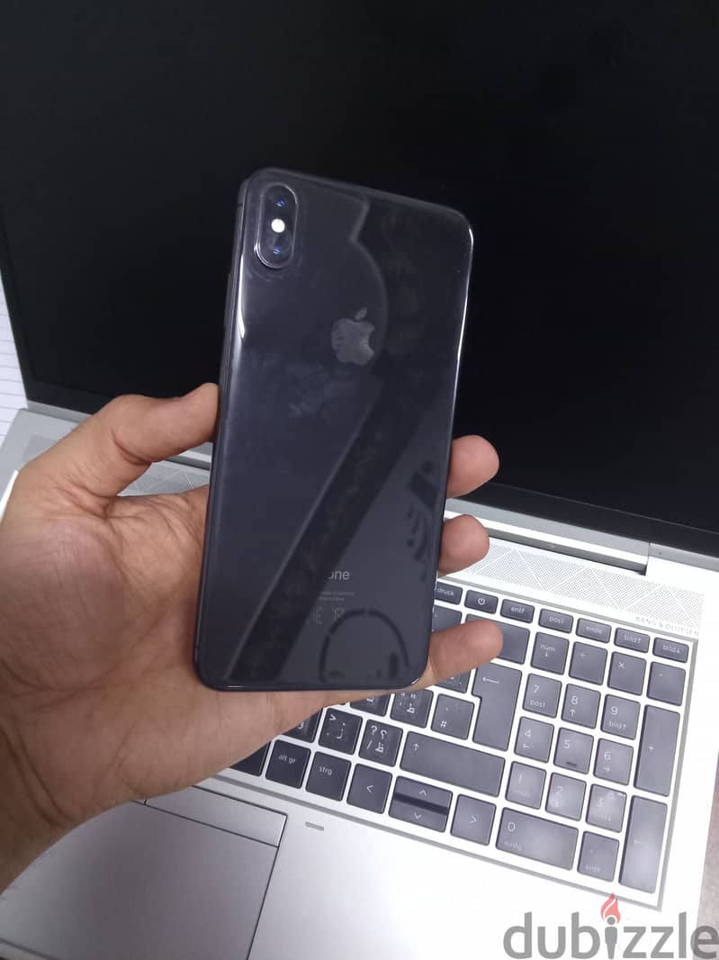 Apple - iPhone XS Max 4